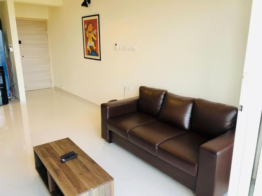 Lovely 2-Bedroom Sea View Serviced Apartment Dabolim Goa Buitenkant foto